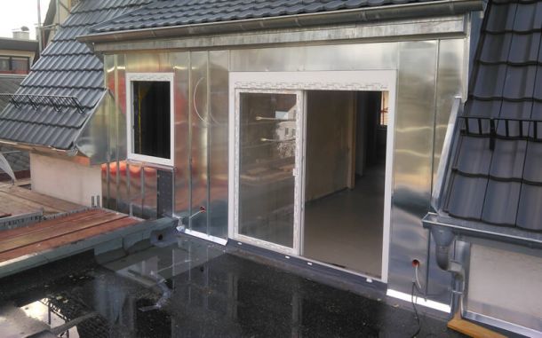 Terrassensanierung im Dachgeschoss.